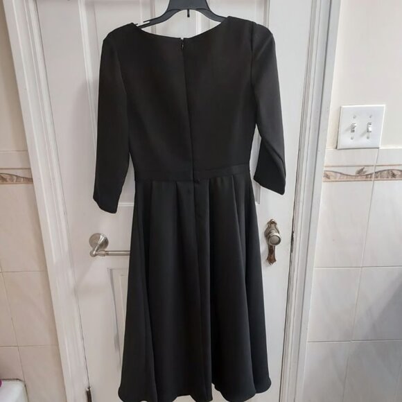 Ted Baker Embroidered Modest Black Midi Dress - Picture 6 of 8